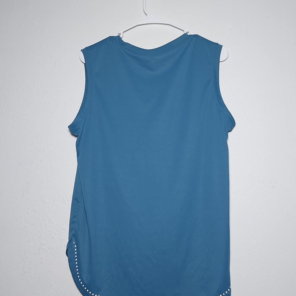 Teal Sleeveless Women's Muscle Tee
